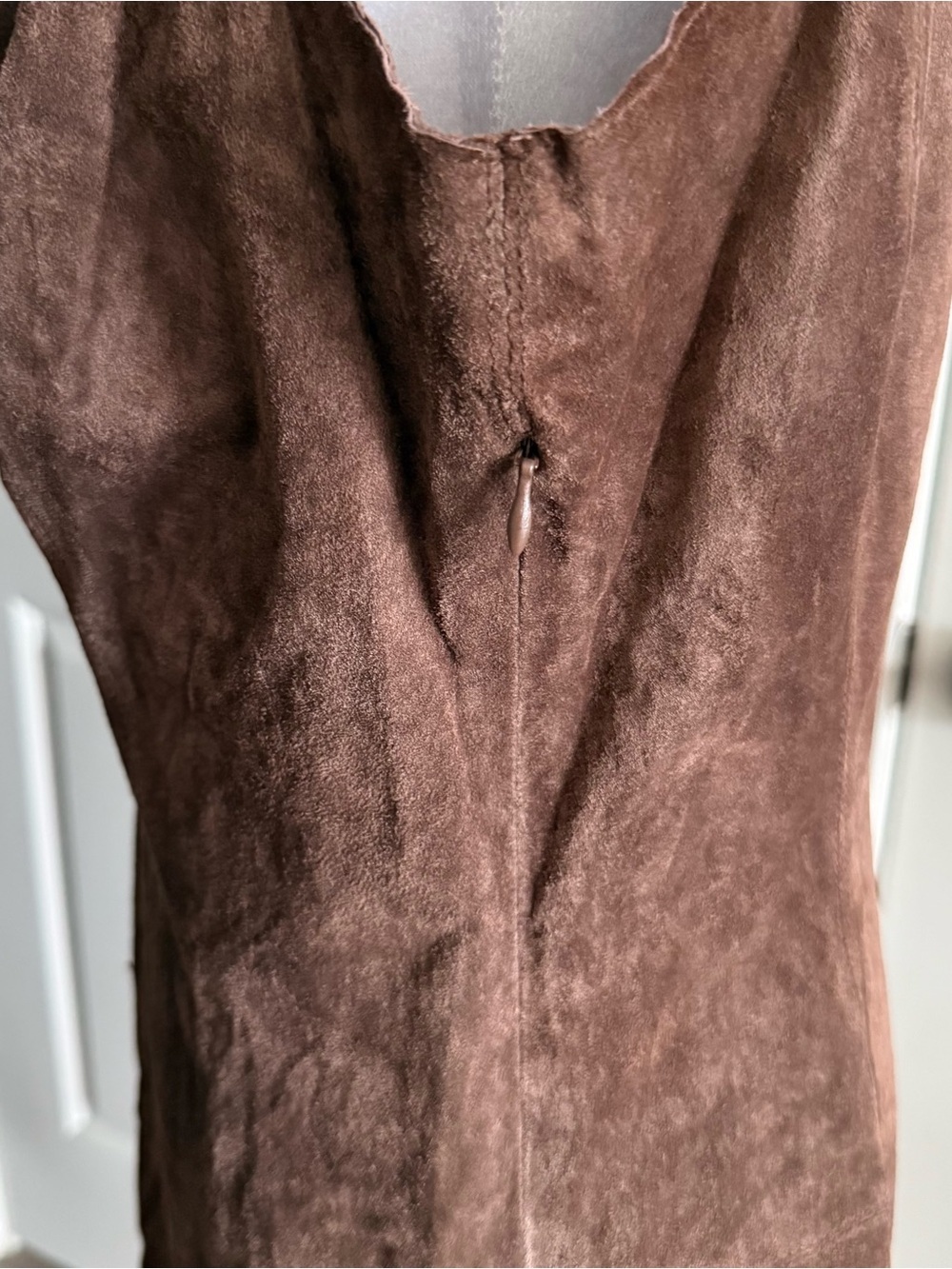 Vintage 90s ECI New York Brown Leather Sheath Dress with Fringe Hem Size 8 - Picture 5 of 9